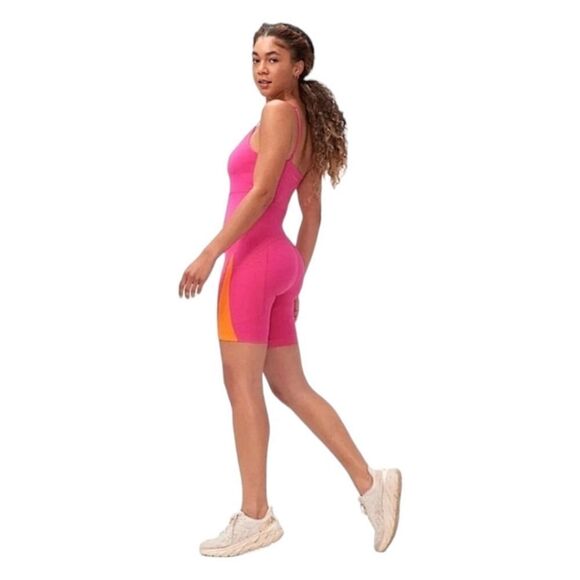 Outdoor Voices Zoom 8 Bodysuit Women's Sz S Side Pockets Built in Bra Activewear - Picture 3 of 12